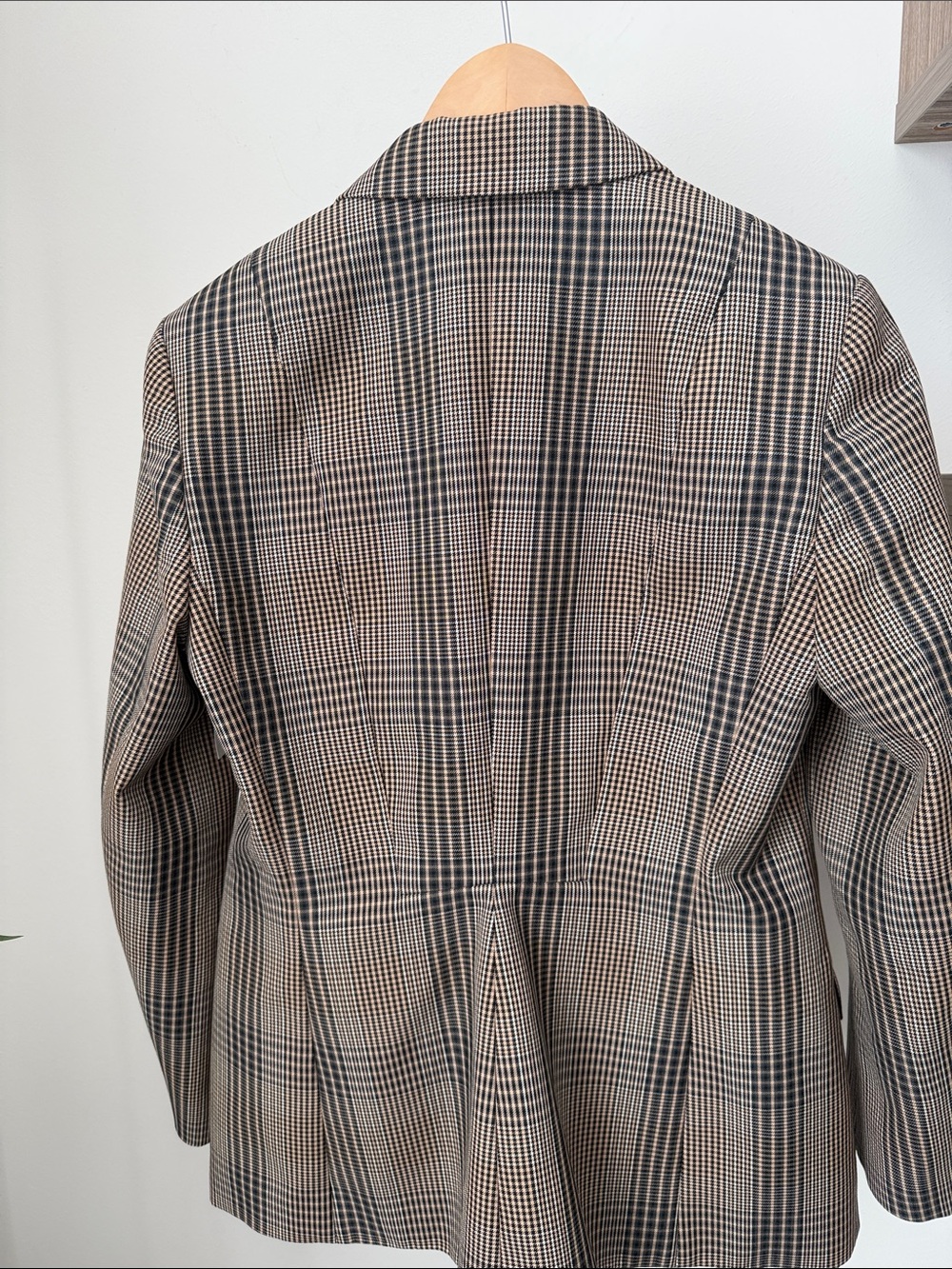 Theory Plaid Blazer Size 12 - Picture 6 of 13
